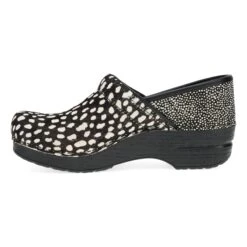 Dansko Store -Dansko Store 106860202 SDL