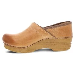 Dansko Wide Pro Honey Distressed -Dansko Store 399581464 SDL 35c5b854 3131 4a1b b89d 08ebb1a71e01