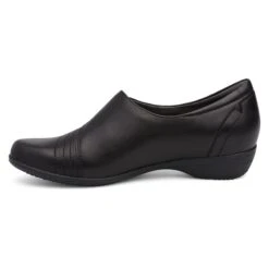 Dansko Franny Wide Black Leather -Dansko Store 5500020200 VIS a511fc90 ab41 4c31 ab0f 61e529f5eb45