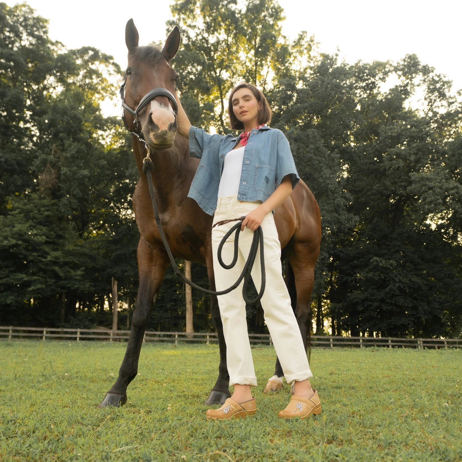 Dansko Jenni Pro Honey Distressed 4 Dansko Jenni Pro Honey Distressed - Image 4