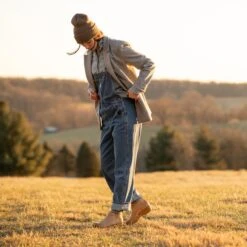 Dansko Frankie Honey Distressed -Dansko Store Frankie Honey D PDP 1 Image 2400x2400 0b8440db 3526 4b1b a1e7 7c8a84b0888b