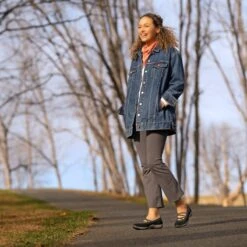 Dansko Harper Black Suede -Dansko Store Harper Black PDP 1 2400x2400 7e2df052 5e43 48d6 9806 3700d2e57f7b