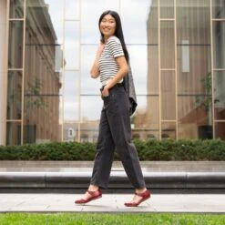 Dansko Liv Red Nappa 13 Dansko Liv Red Nappa -Dansko Store Liv Red PDP 1 2400x2400 ac71192f 27f1 4c3a 8b77 7990c35b1dbc