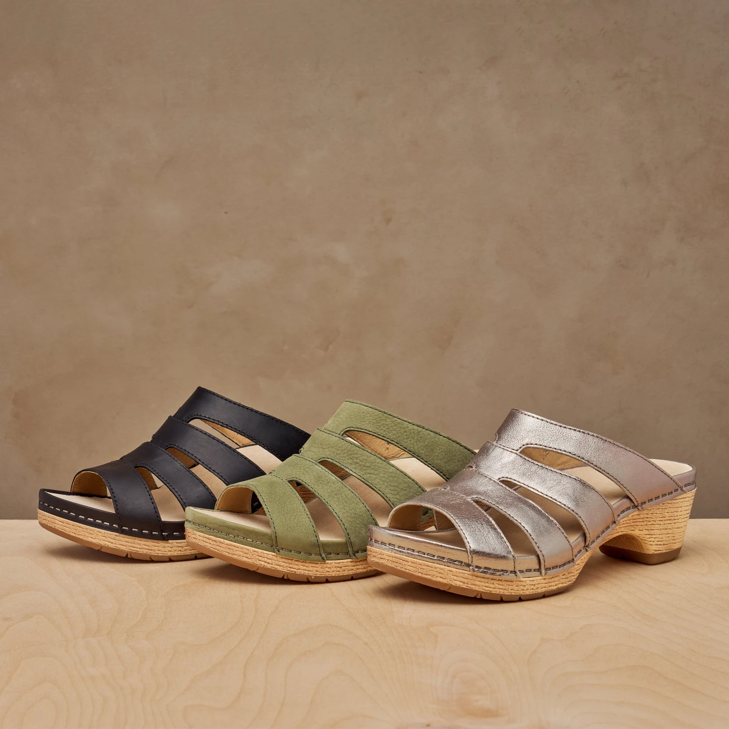 Dansko Lyndi Platino Metallic 6 Dansko Lyndi Platino Metallic - Image 6