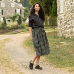 Merrin Chocolate Burnished Suede -Dansko Store Merrin Chocolate PDP 1 2400x2400 e6e0d82c 4278 4791 836d 567096354df5