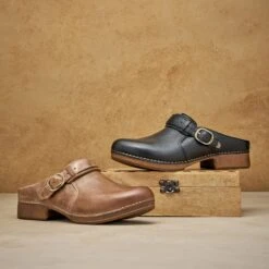 Dansko Millie Tan Waxy Brush Off -Dansko Store Millie Black Tan PDP 2400x2400 bacb8b62 061a 42ec 89f2 eaf7e3af6f8c 1