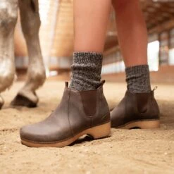 Becka Brown Oiled Pull Up 12 Becka Brown Oiled Pull Up -Dansko Store PDP Barnes Becka Brown 0007 Sept23