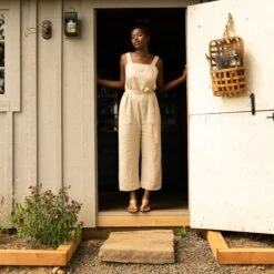 Dansko Reece Honey Distressed -Dansko Store Reece Honey D PDP 3 2400x2400 4c159889 1c29 4065 b0d4 ca255bffbcc1