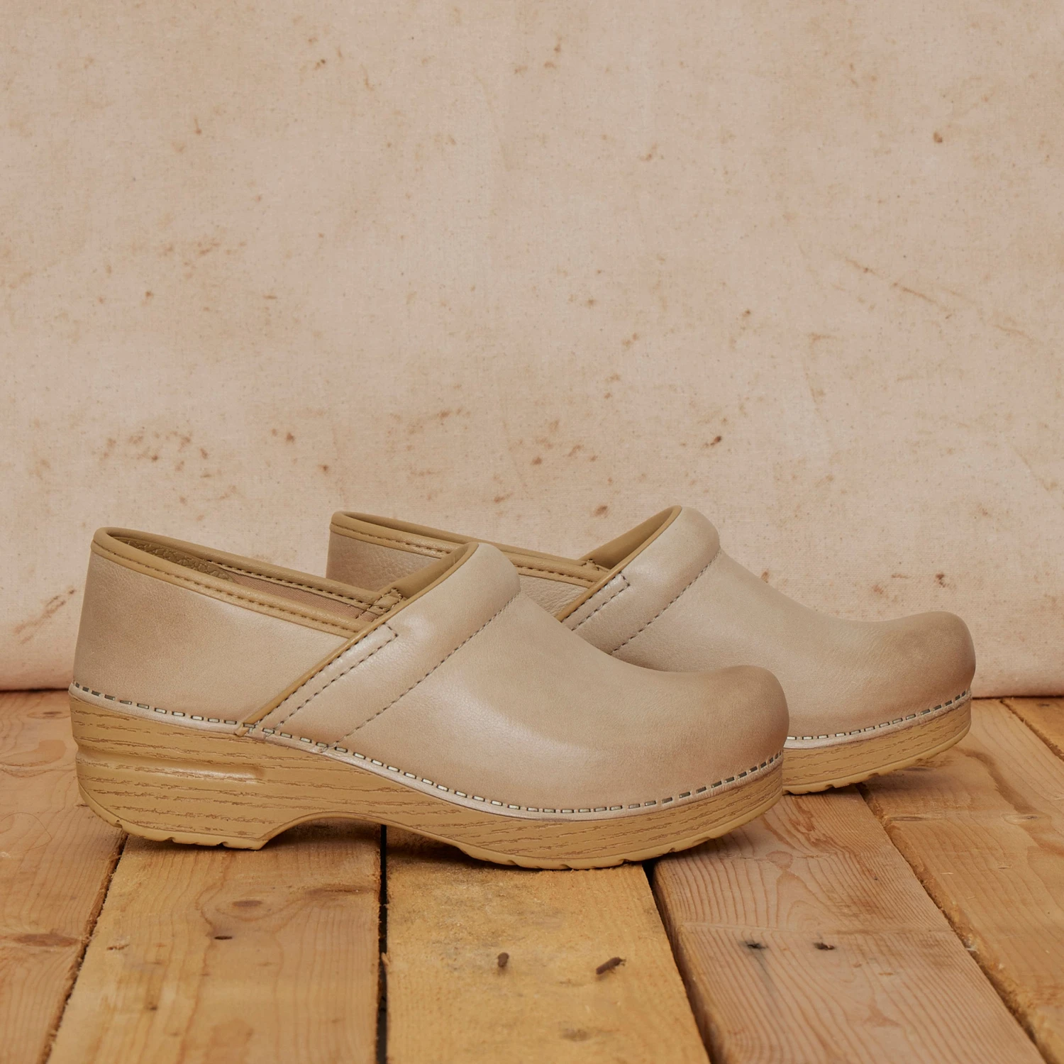 Dansko Professional Sand Milled Burnished 6 Dansko Professional Sand Milled Burnished - Image 6