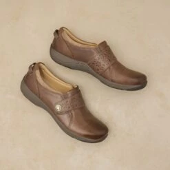 Dansko Sallie Stone Waxy Burnished -Dansko Store Sallie Stone PDP 3 2400x2400 3a142853 a1f8 4ce5 ad9f 5a85f15749be