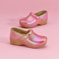 Dansko XP 2.0 Pink Iridescent Leather -Dansko Store XP Pink Iridescent PDP 1 2400x2400 6223aa73 38c9 40d2 975b eef5bb2440e0